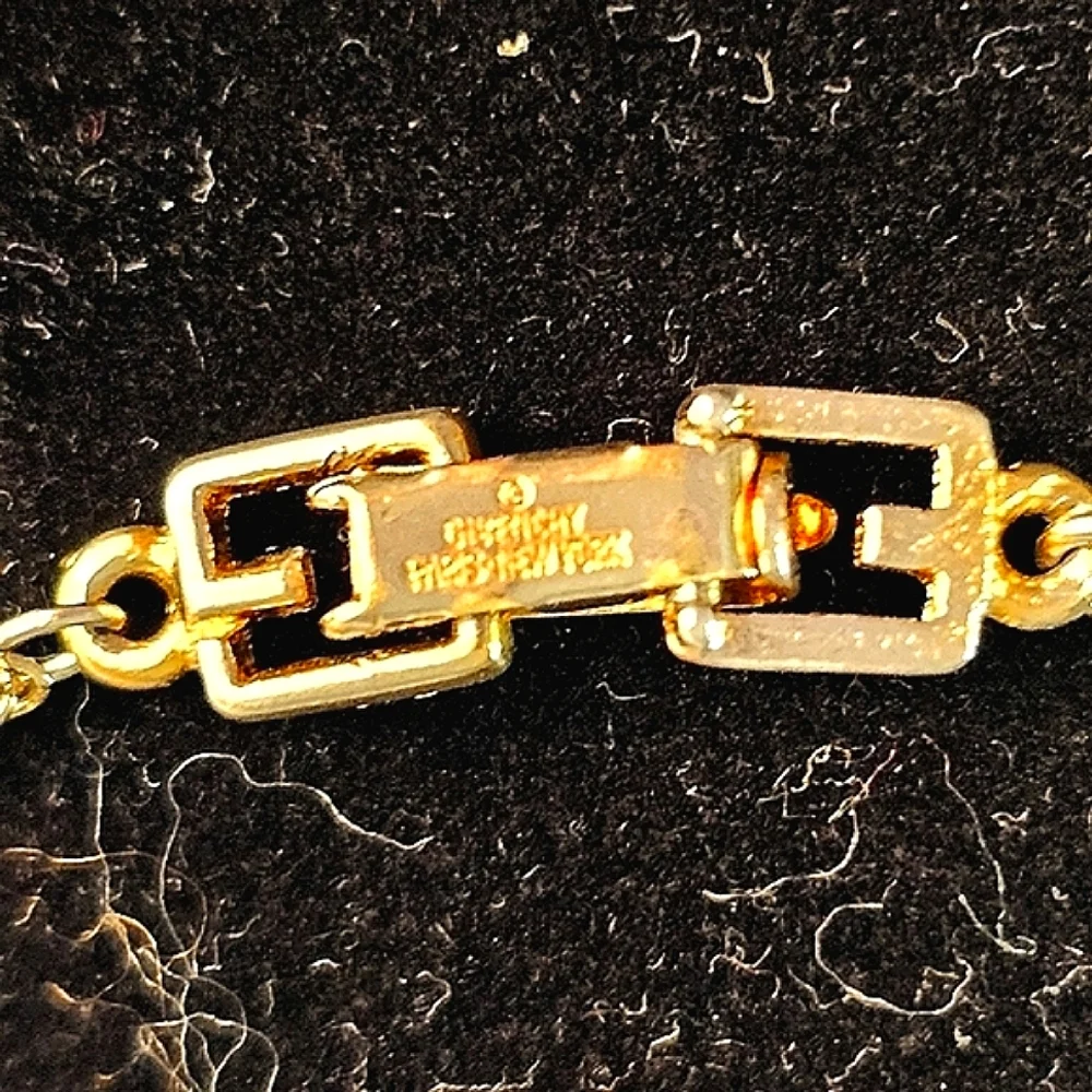 ✨️Givenchy 4G Logo Pendant Vintage Gold Tone Rope Chain Necklace✨️